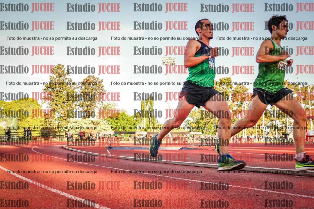 Fotos de los 3000 m llanos de varones