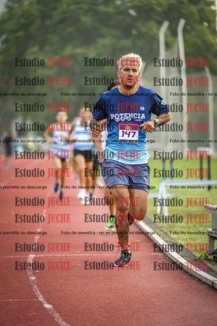 Fotos de los 3000 m llanos de varones