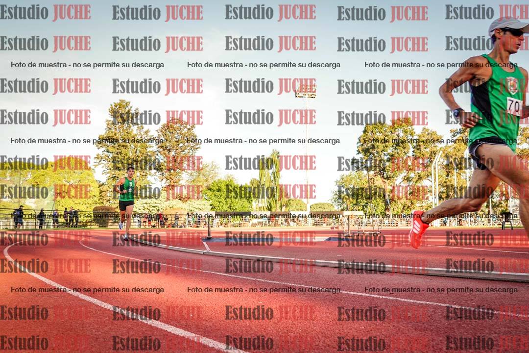 Fotos de los 3000 m llanos de varones