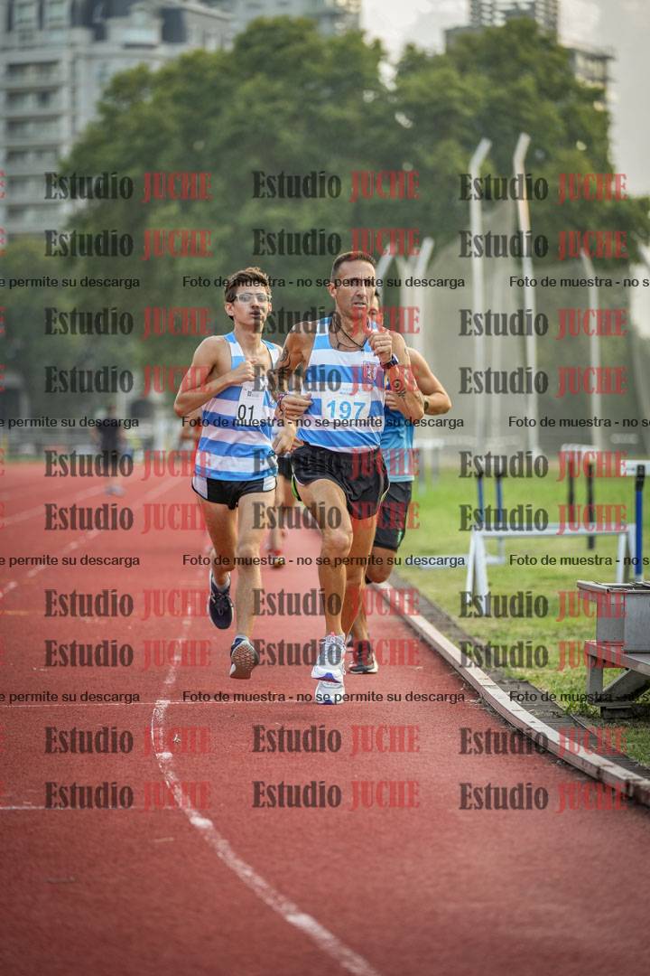 Fotos de los 3000 m llanos de varones