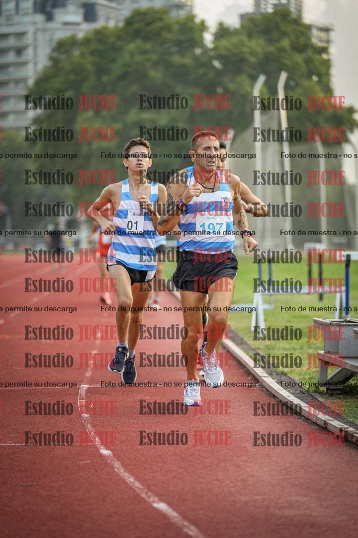 Fotos de los 3000 m llanos de varones