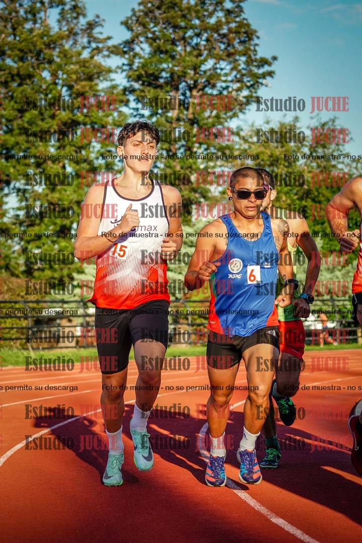Fotos de los 1500 m llanos de varones
