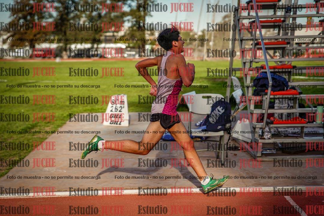 Fotos de los 3000 m llanos de varones