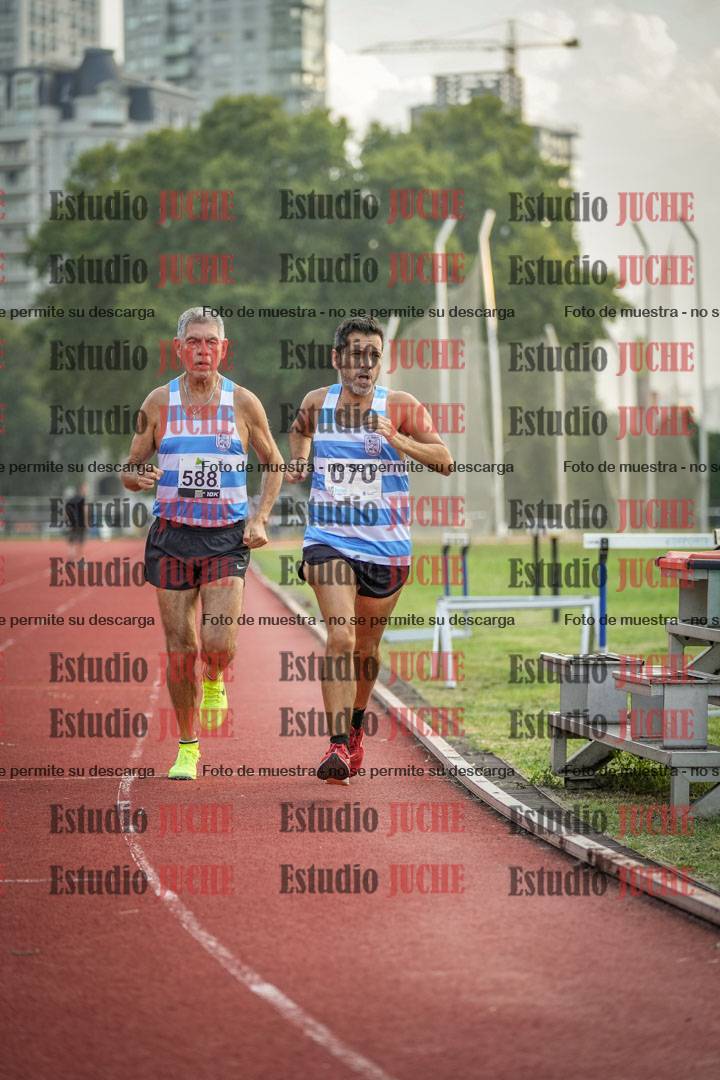 Fotos de los 3000 m llanos de varones