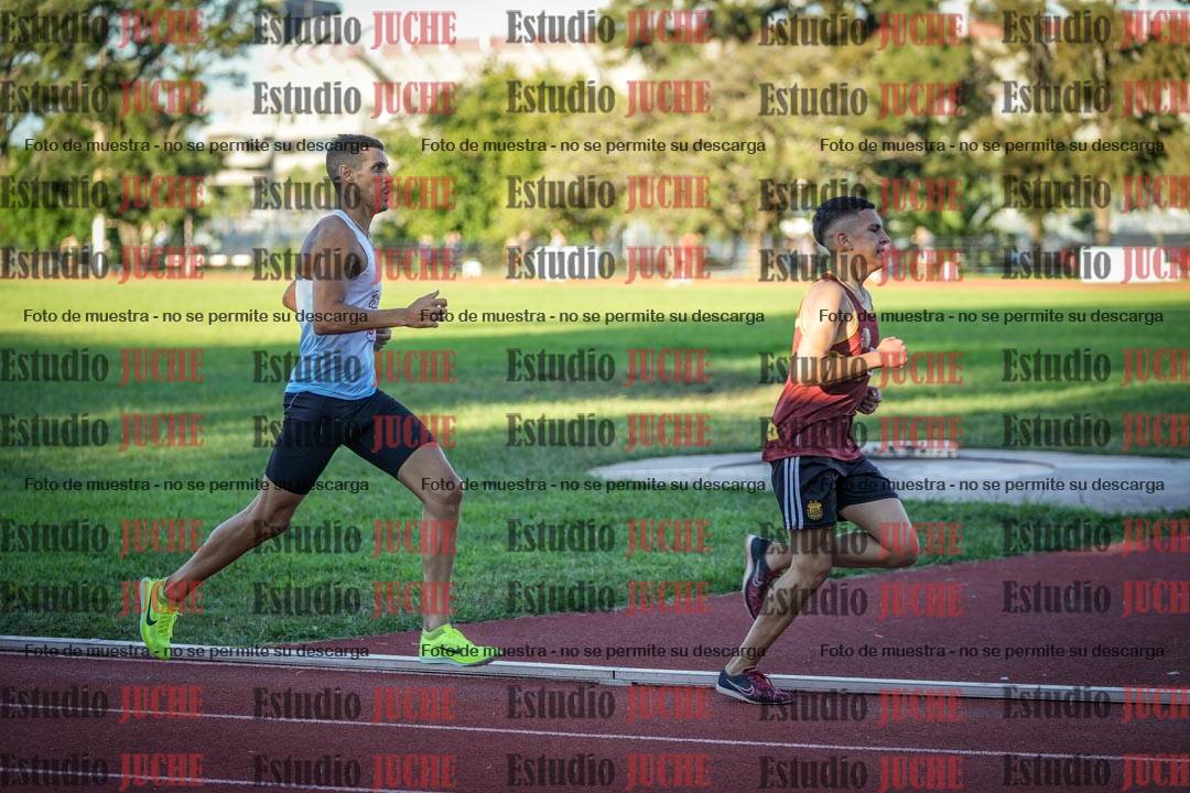 Fotos de los 1500 m llanos de varones