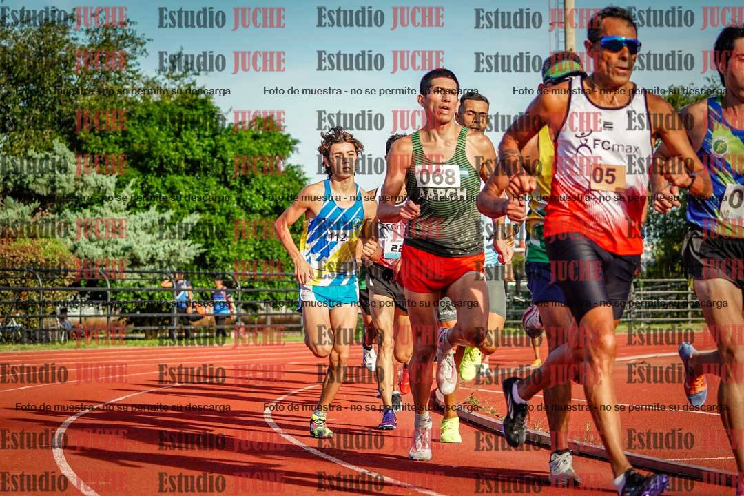 Fotos de los 1500 m llanos de varones