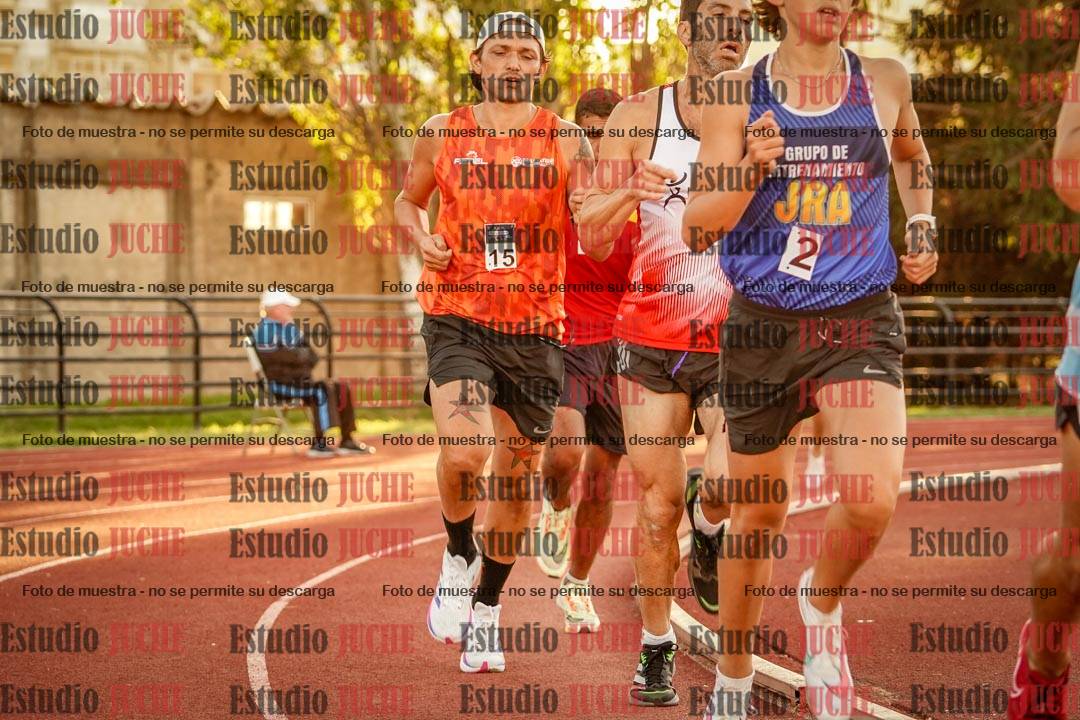 Fotos de los 3000 m llanos de varones