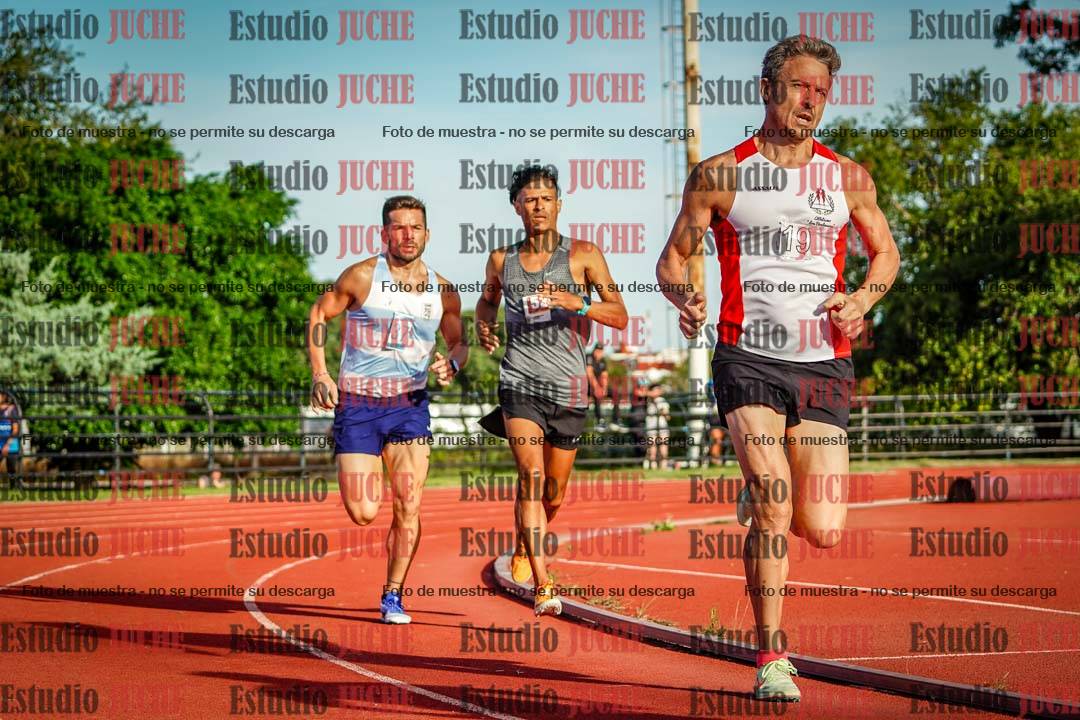 Fotos de los 1500 m llanos de varones