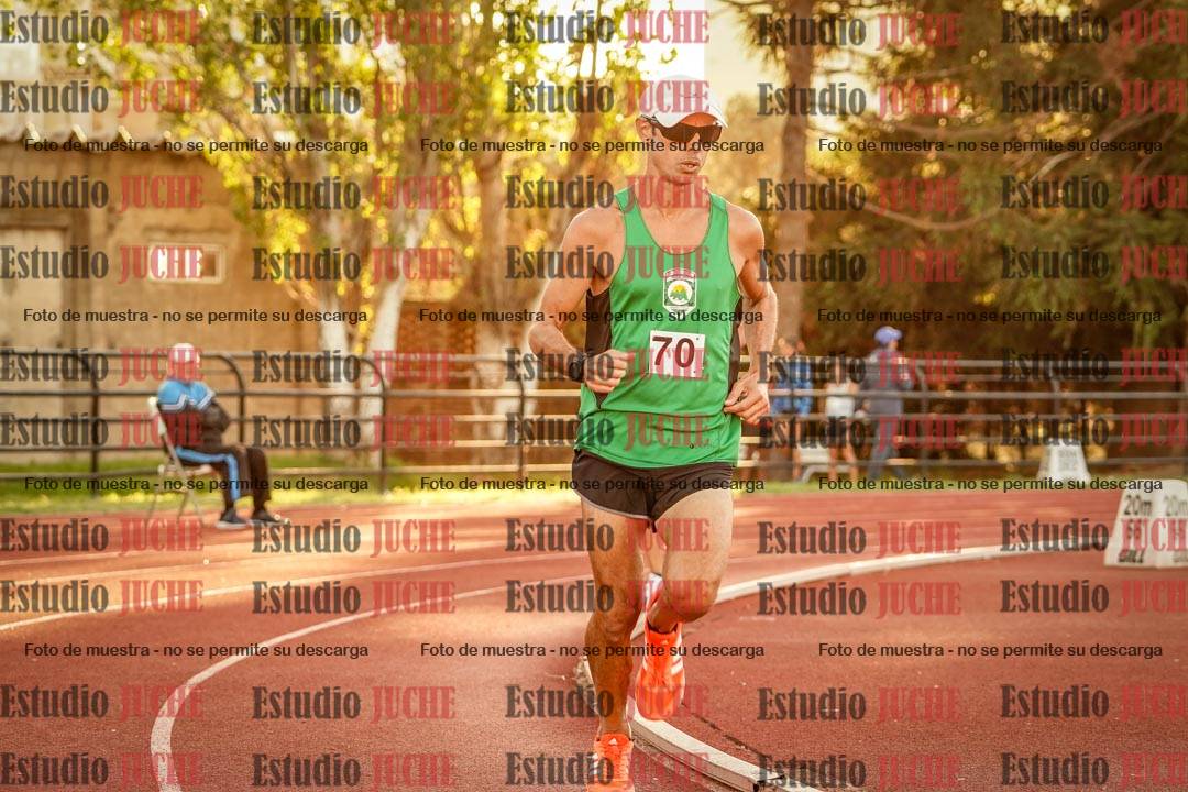 Fotos de los 3000 m llanos de varones