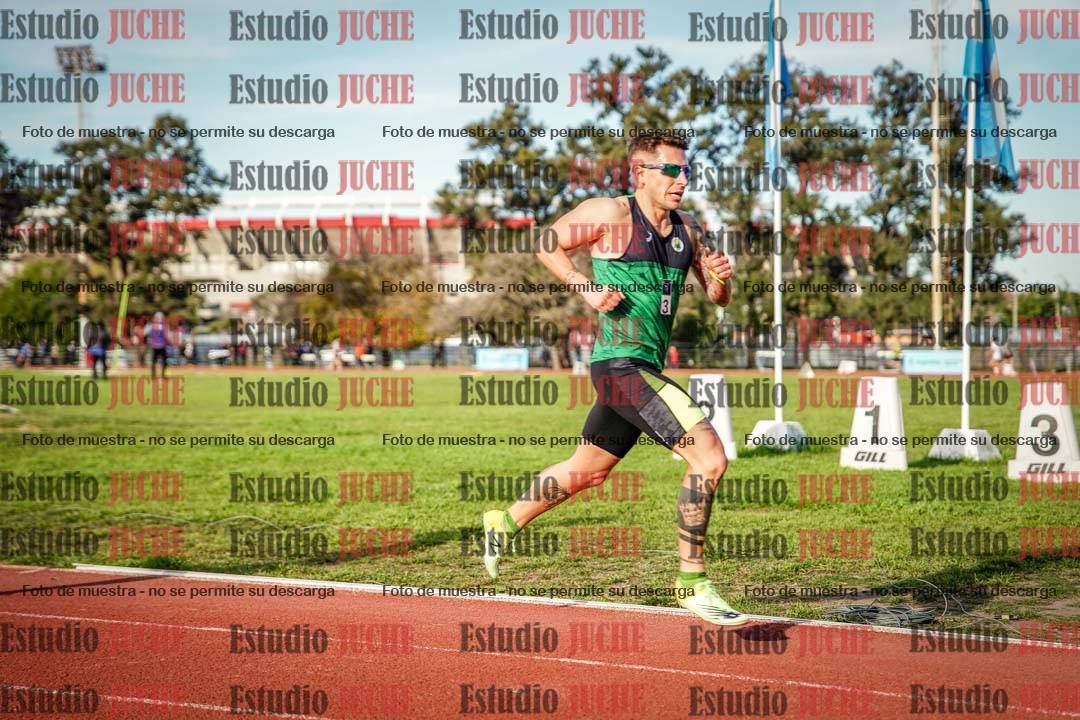 Fotos de los 3000 m llanos de varones