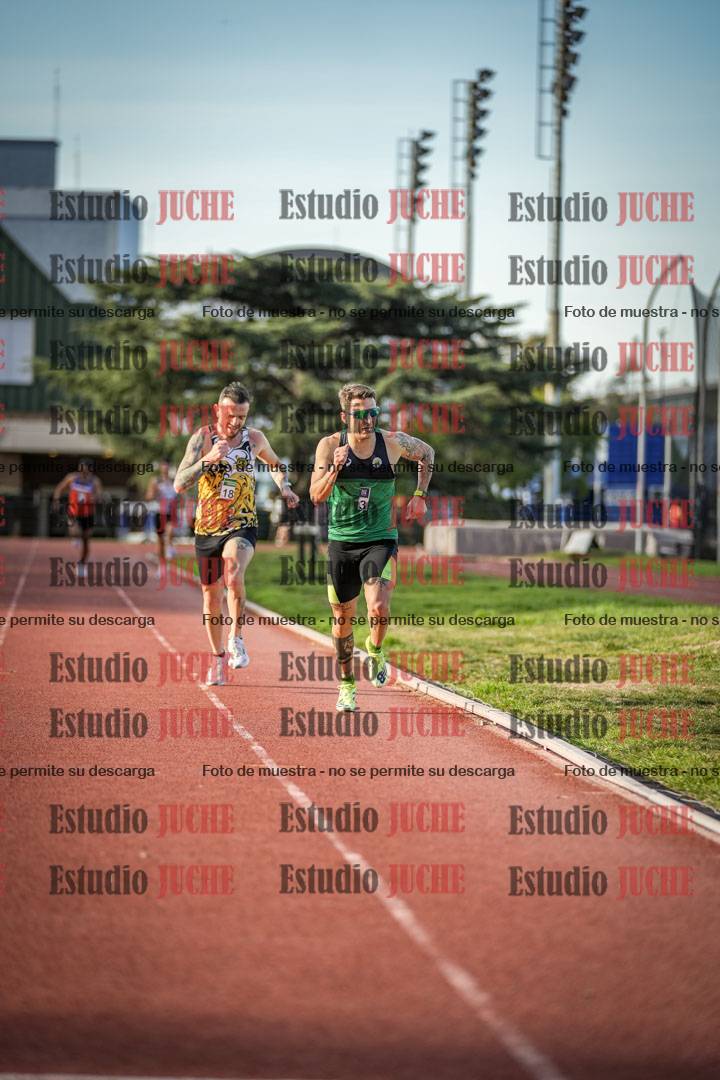 Fotos de los 3000 m llanos de varones