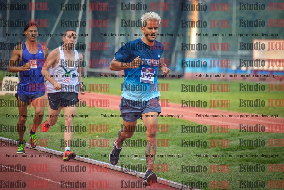 Fotos de los 3000 m llanos de varones