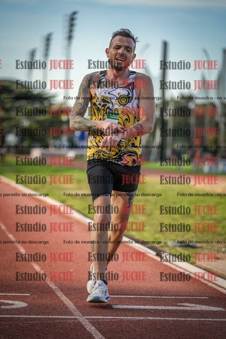 Fotos de los 3000 m llanos de varones