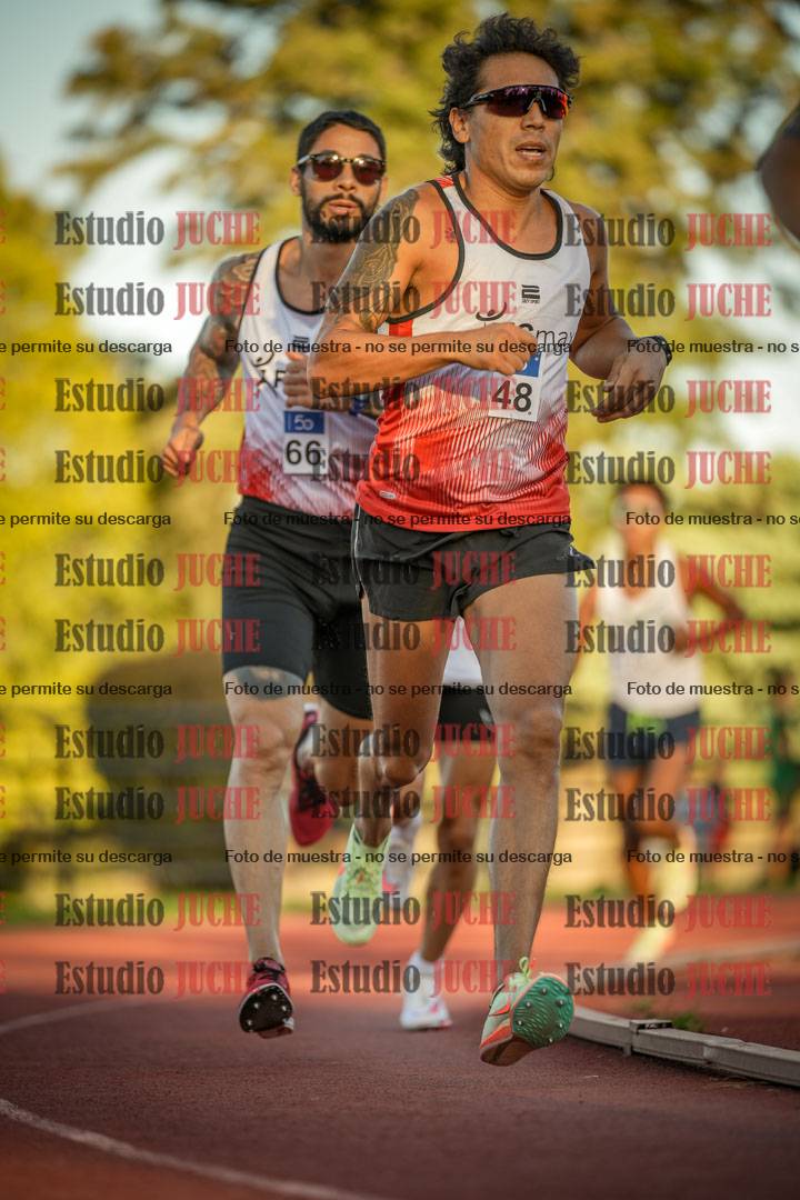 Fotos de los 3000 m llanos de varones
