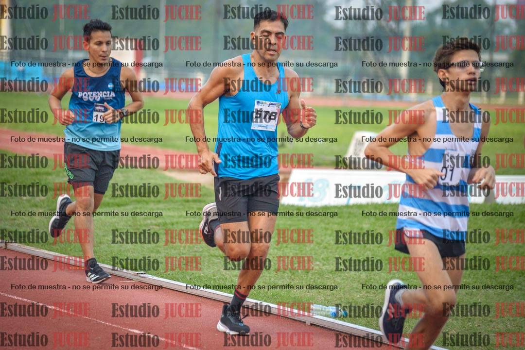Fotos de los 3000 m llanos de varones