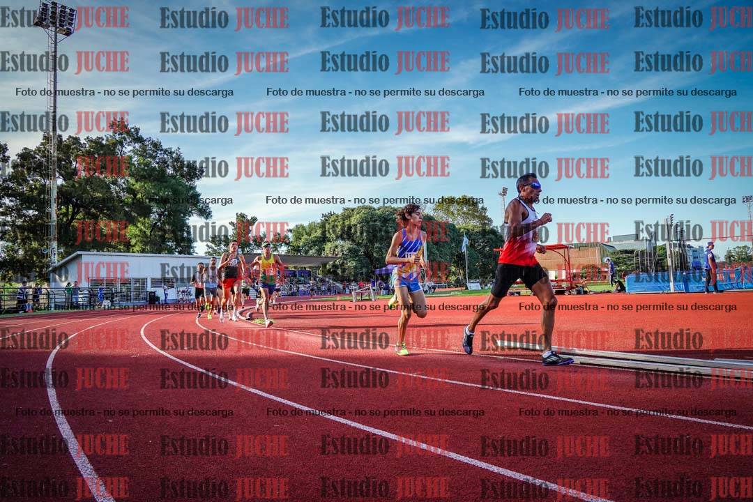 Fotos de los 1500 m llanos de varones