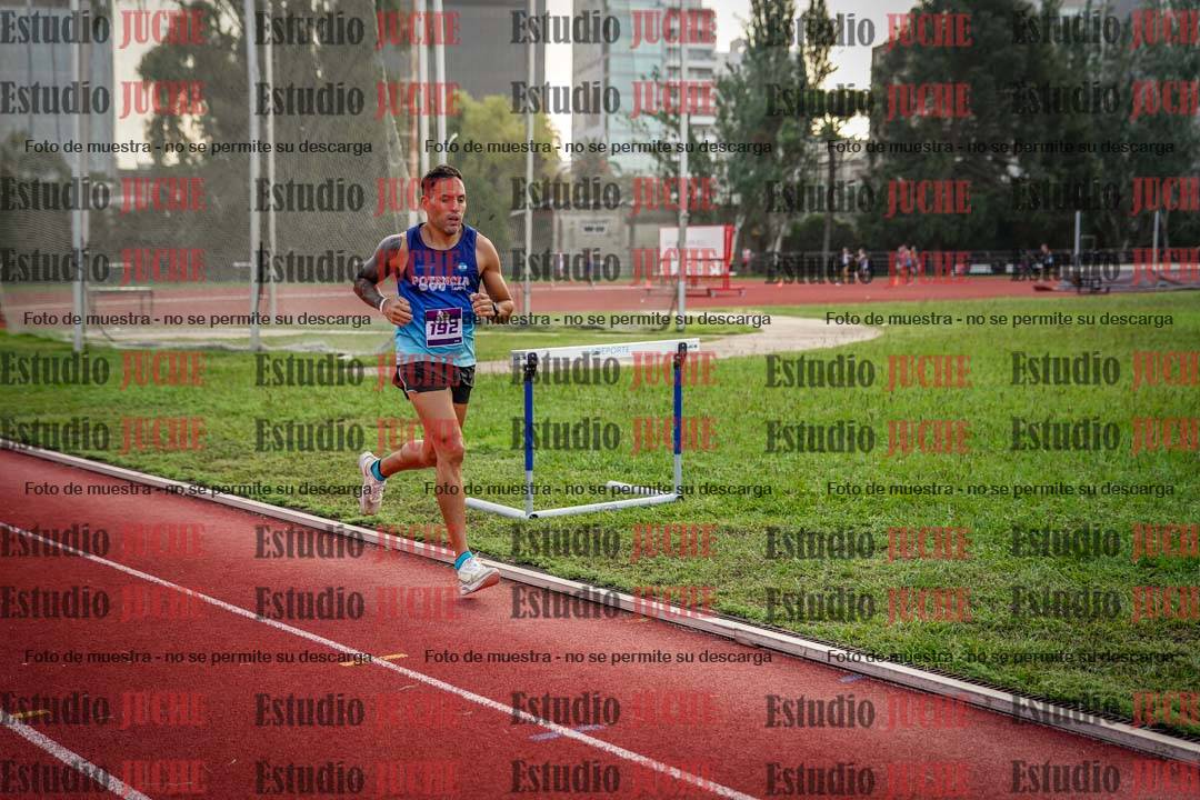 Fotos de los 3000 m llanos de varones