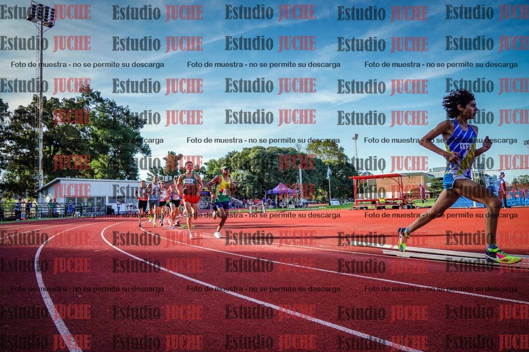 Fotos de los 1500 m llanos de varones