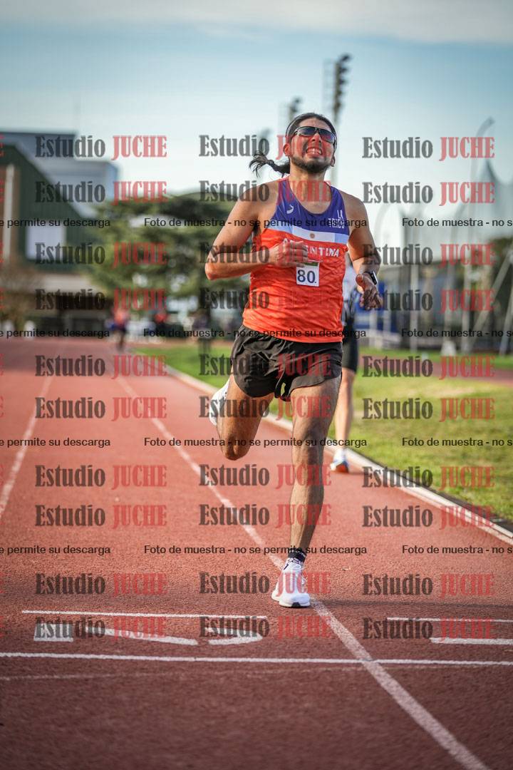 Fotos de los 3000 m llanos de varones