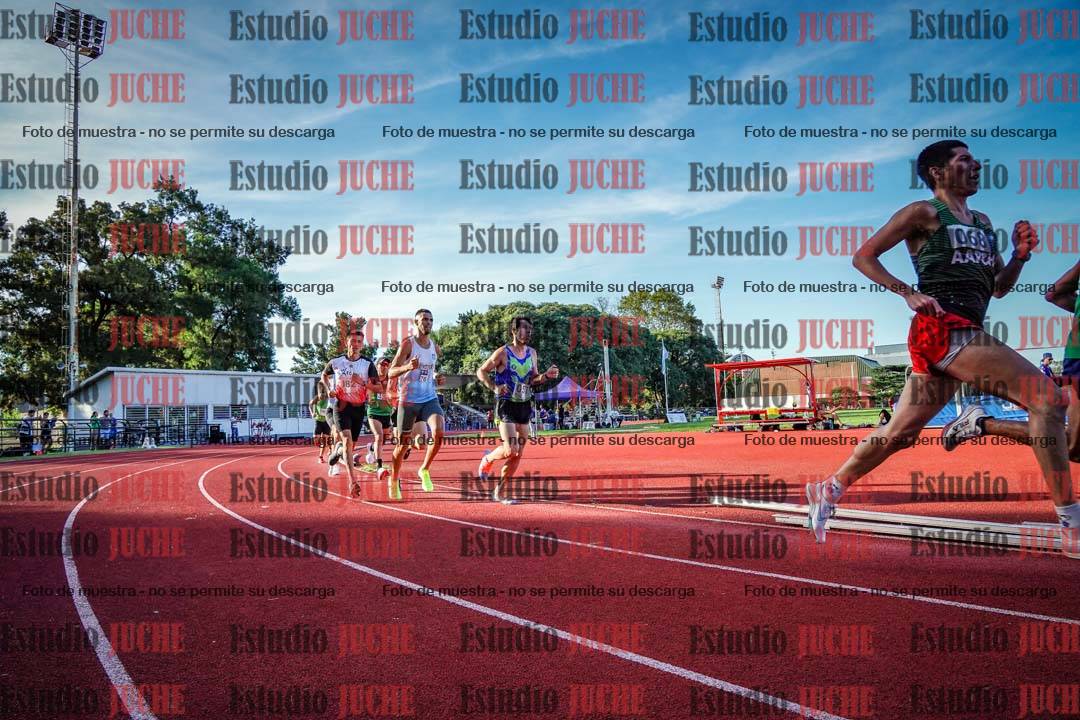 Fotos de los 1500 m llanos de varones