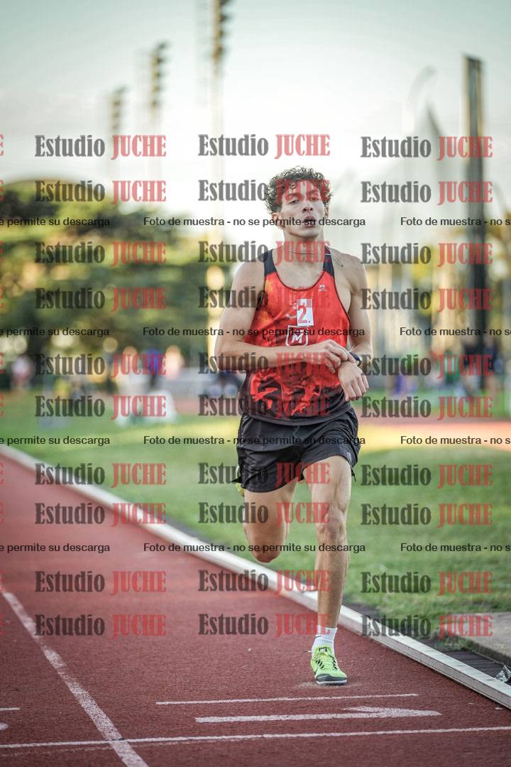 Fotos de los 1500 m llanos de varones