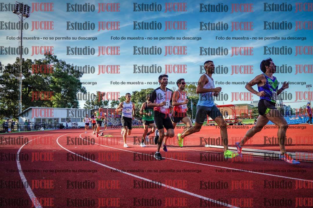 Fotos de los 1500 m llanos de varones