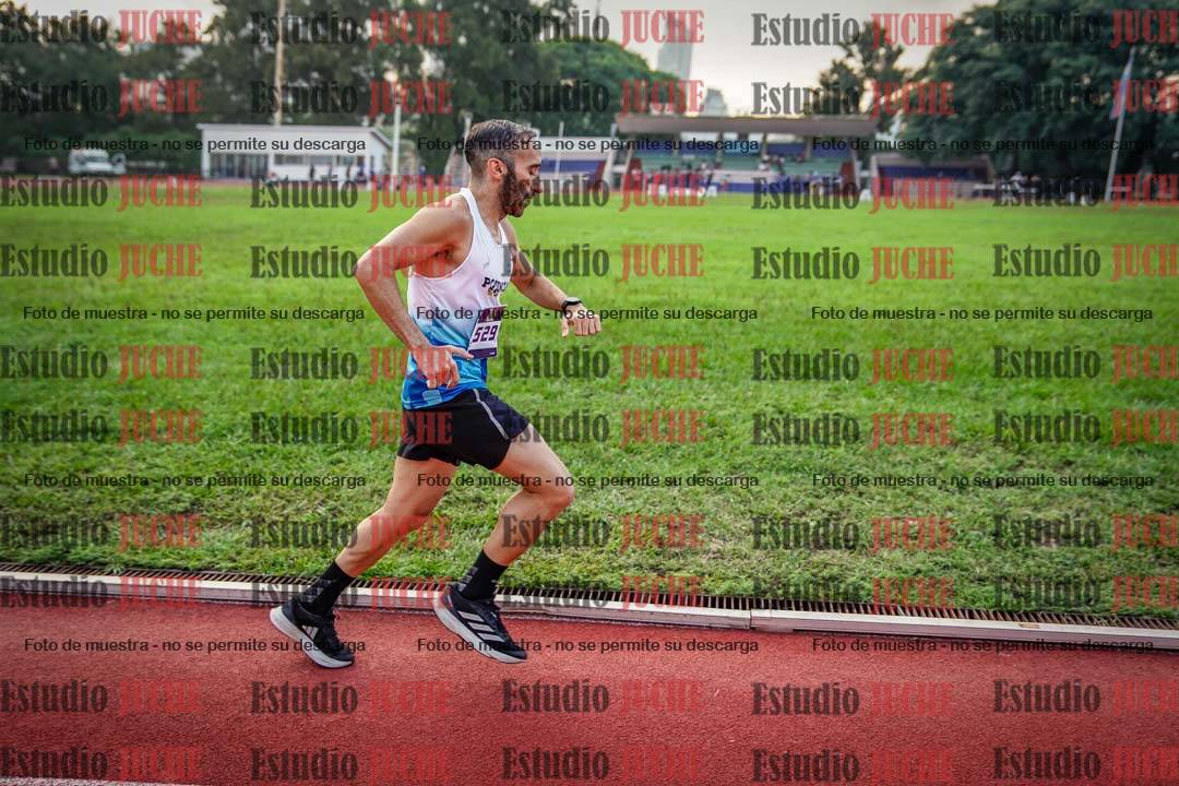 Fotos de los 3000 m llanos de varones