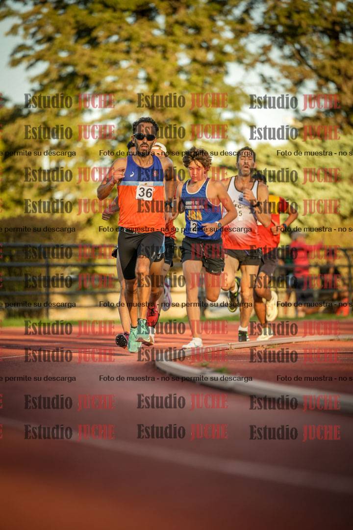 Fotos de los 3000 m llanos de varones