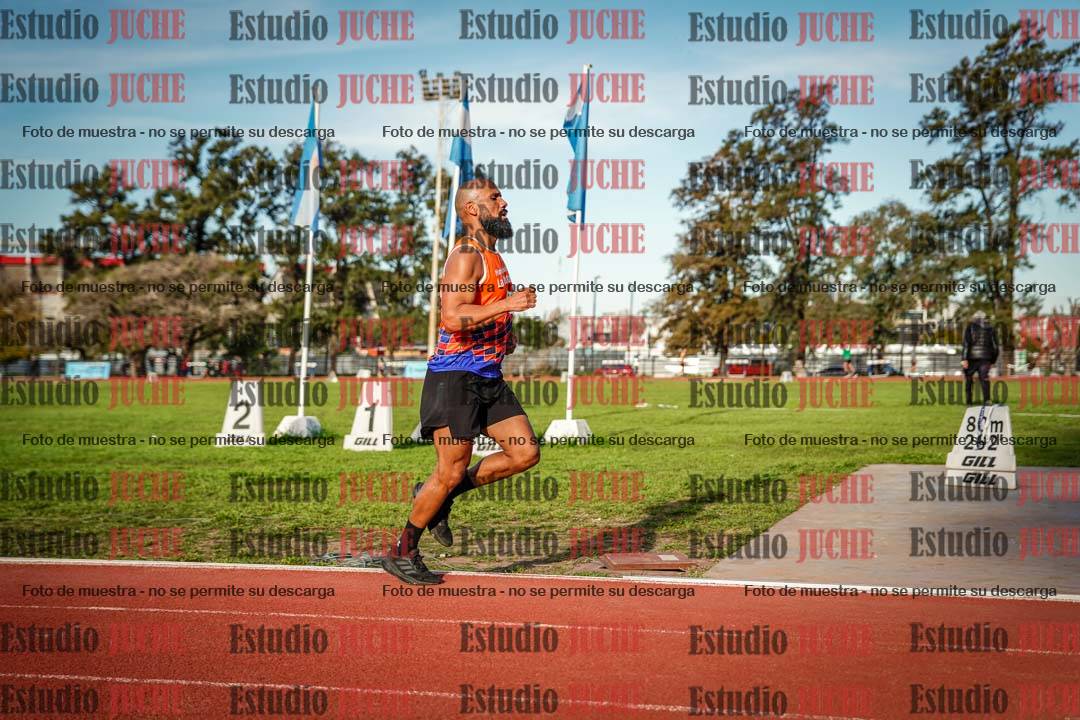 Fotos de los 3000 m llanos de varones