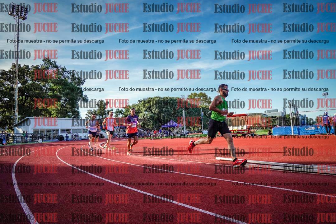 Fotos de los 1500 m llanos de varones