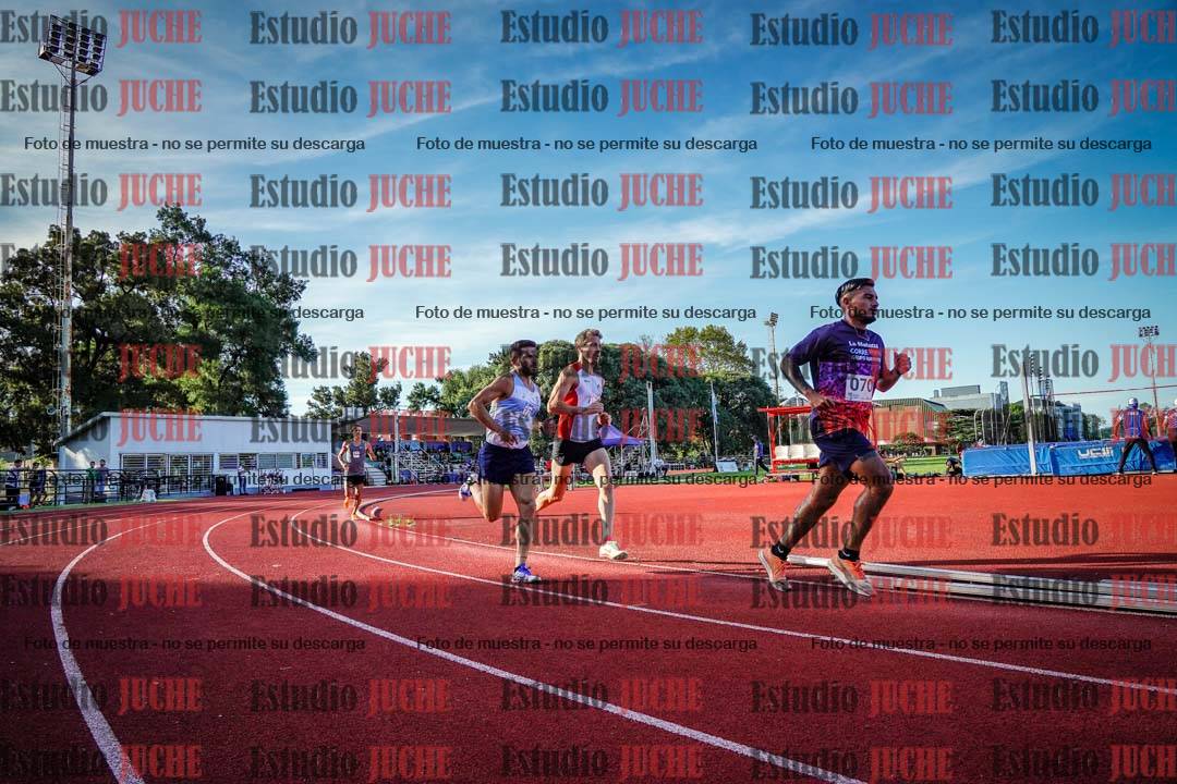 Fotos de los 1500 m llanos de varones