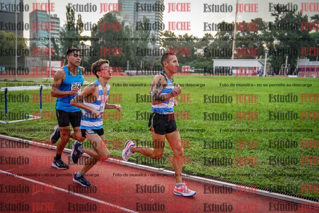 Fotos de los 3000 m llanos de varones