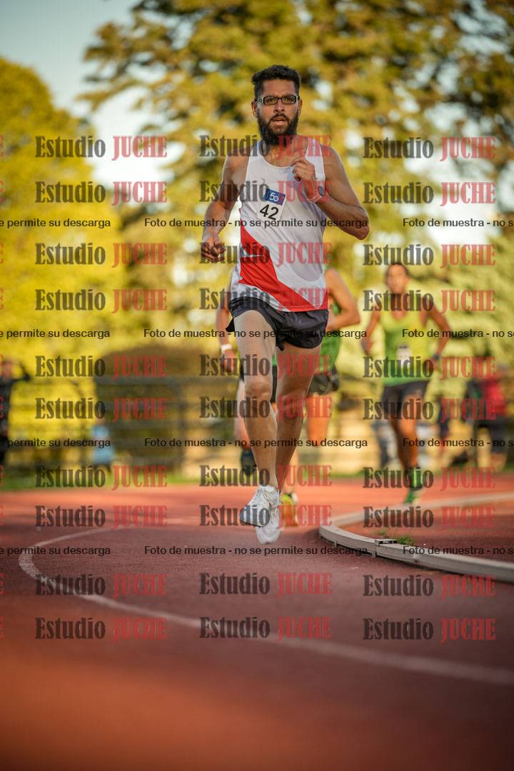 Fotos de los 3000 m llanos de varones