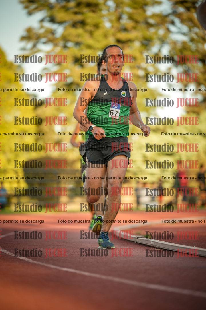 Fotos de los 3000 m llanos de varones