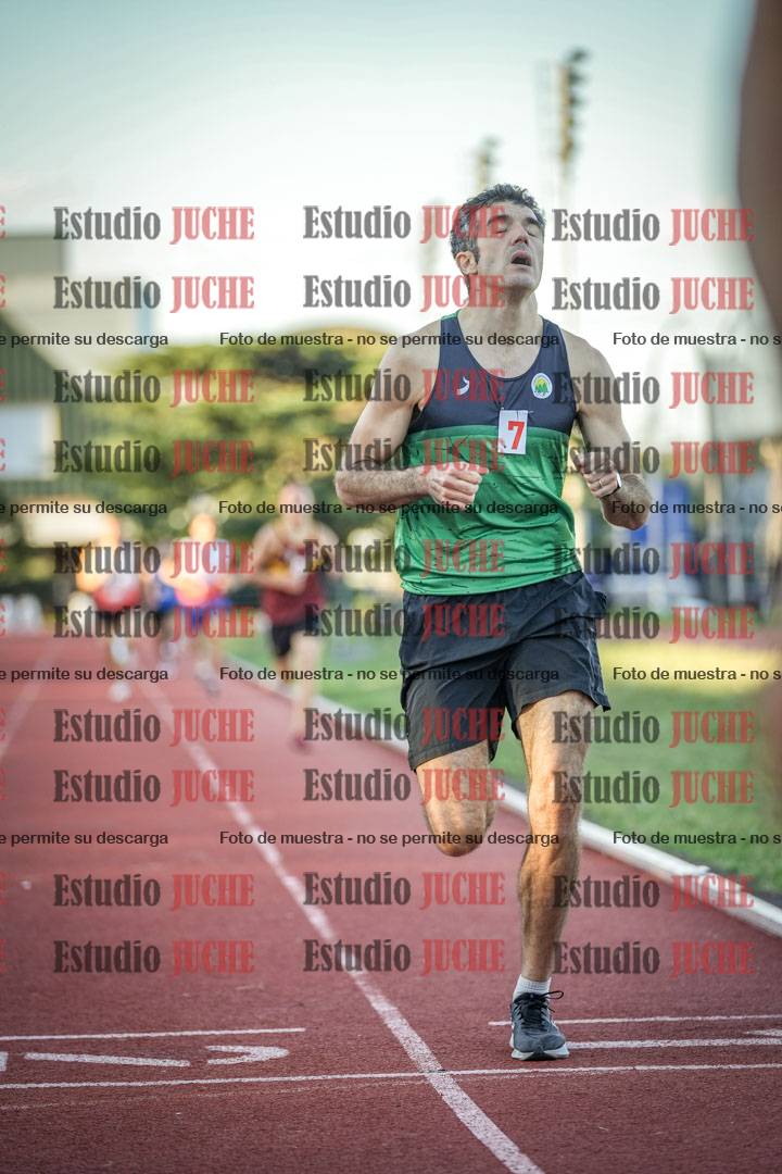 Fotos de los 1500 m llanos de varones
