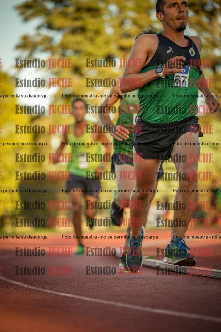 Fotos de los 3000 m llanos de varones