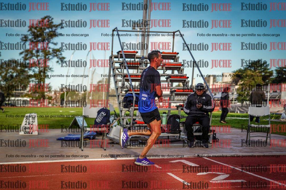 Fotos de los 3000 m llanos de varones