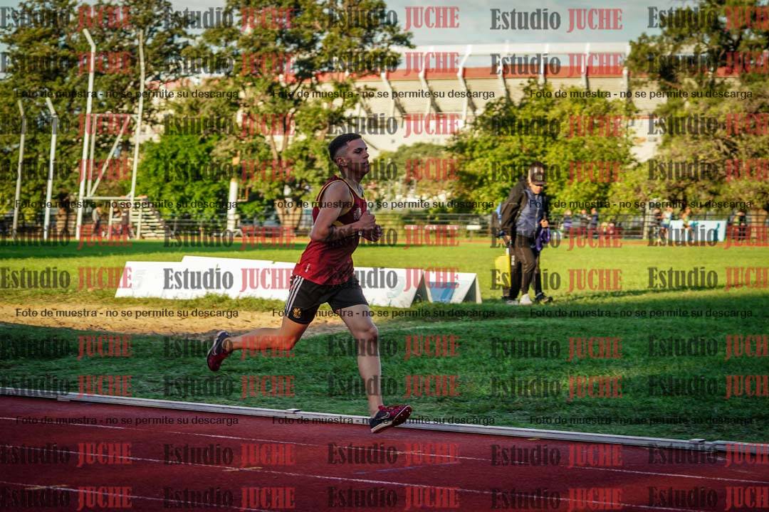Fotos de los 1500 m llanos de varones