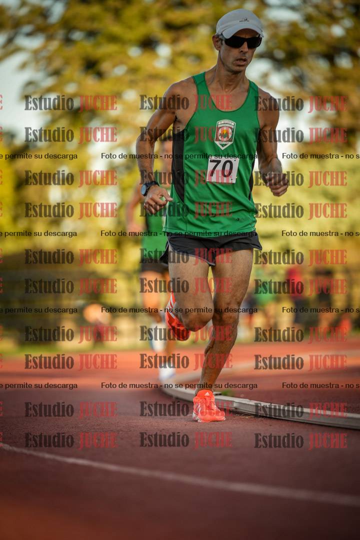 Fotos de los 3000 m llanos de varones