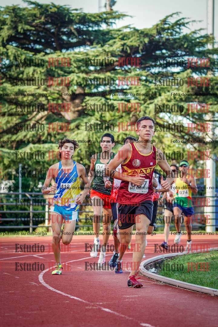 Fotos de los 1500 m llanos de varones