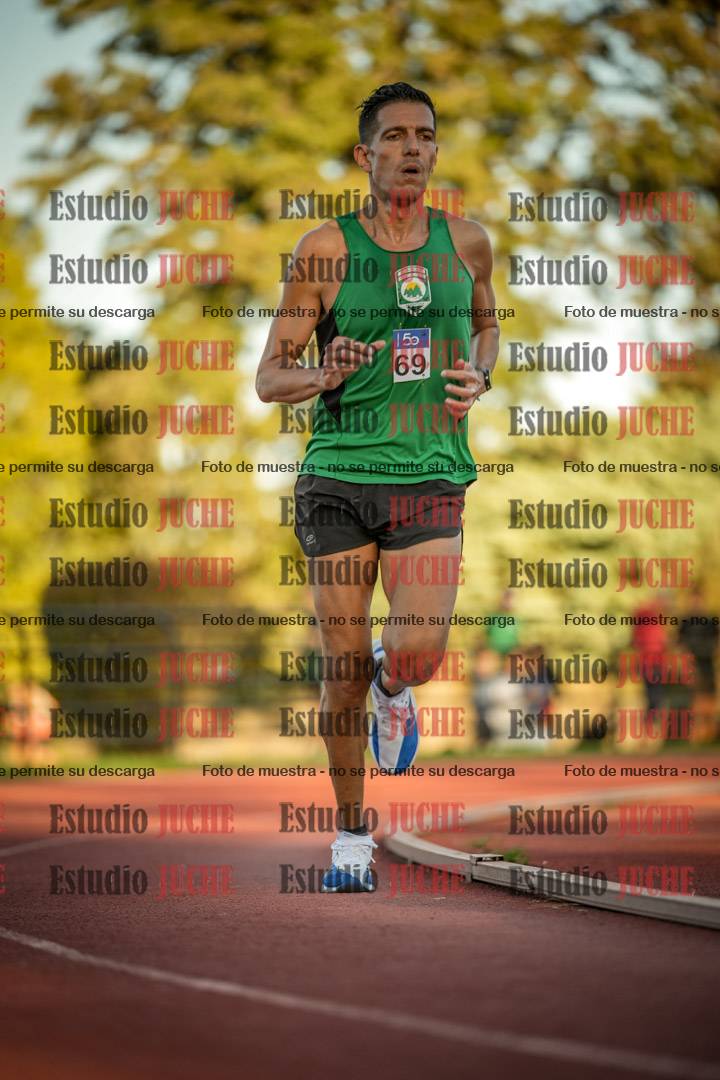 Fotos de los 3000 m llanos de varones