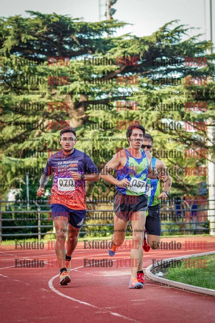 Fotos de los 1500 m llanos de varones