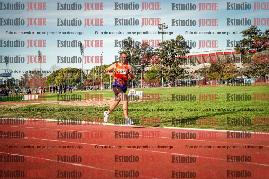 Fotos de los 3000 m llanos de varones
