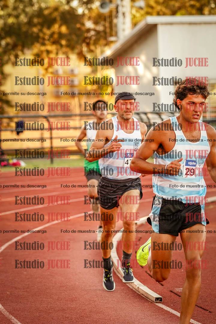 Fotos de los 3000 m llanos de varones