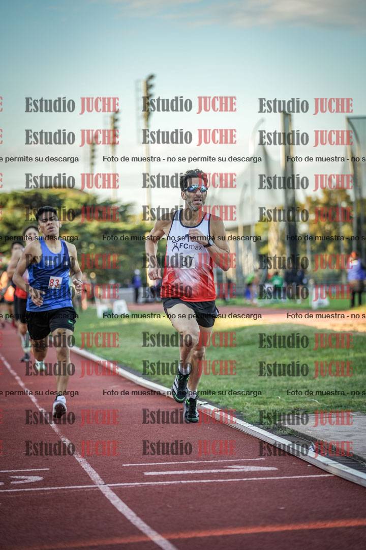 Fotos de los 1500 m llanos de varones