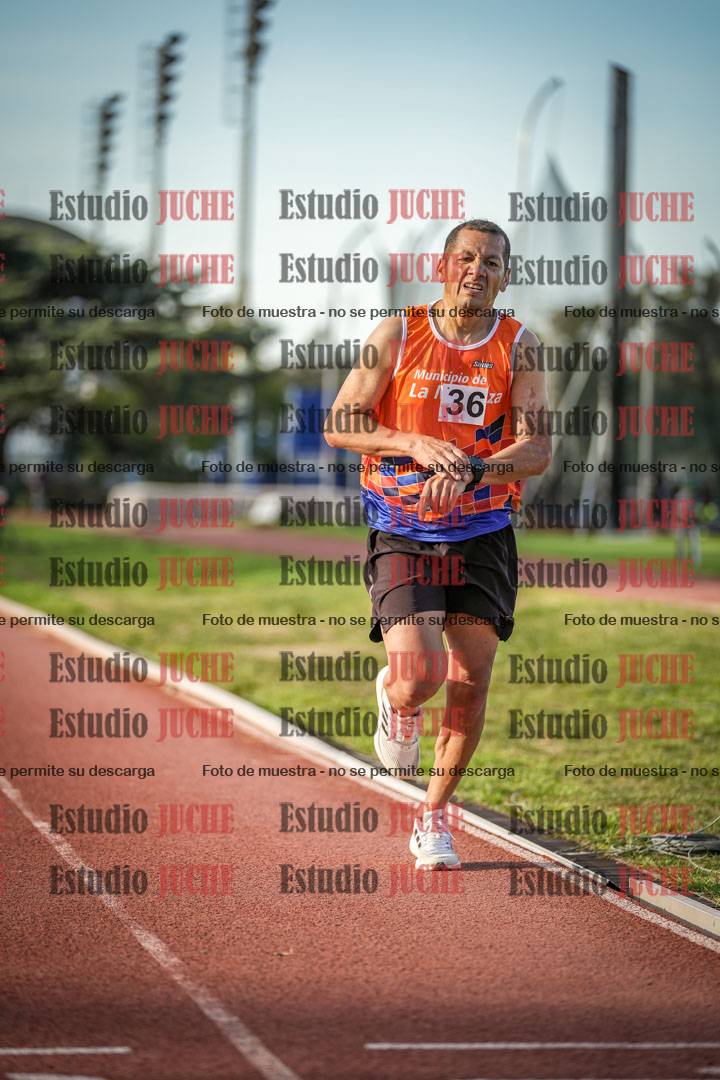 Fotos de los 3000 m llanos de varones