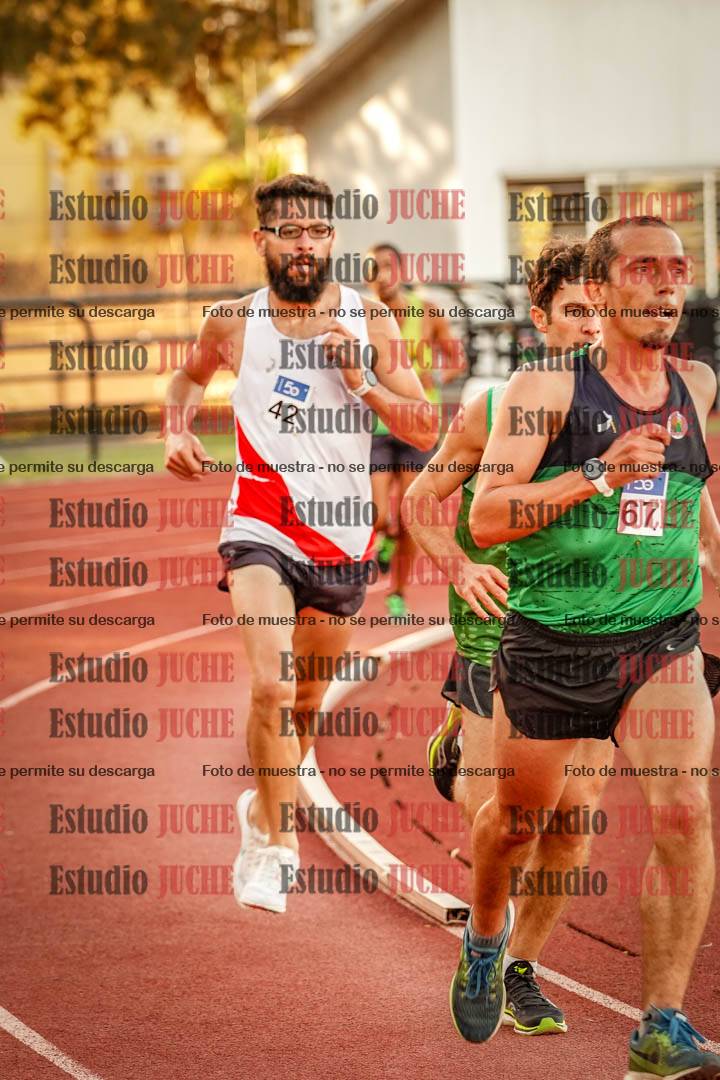 Fotos de los 3000 m llanos de varones