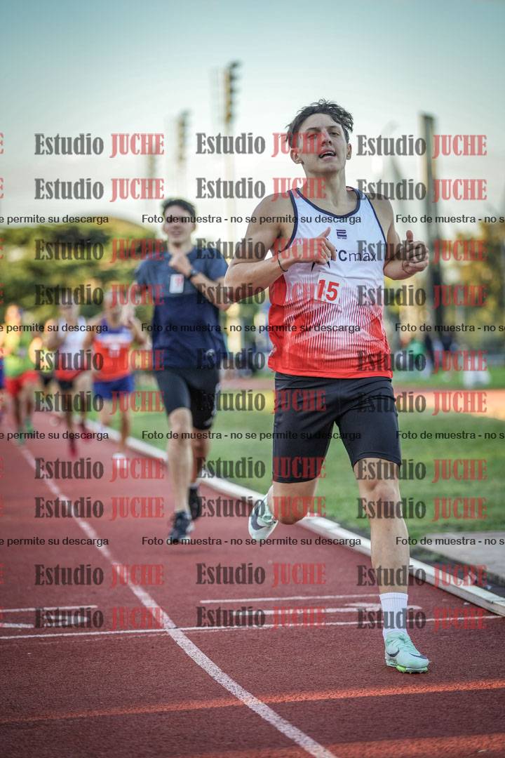 Fotos de los 1500 m llanos de varones