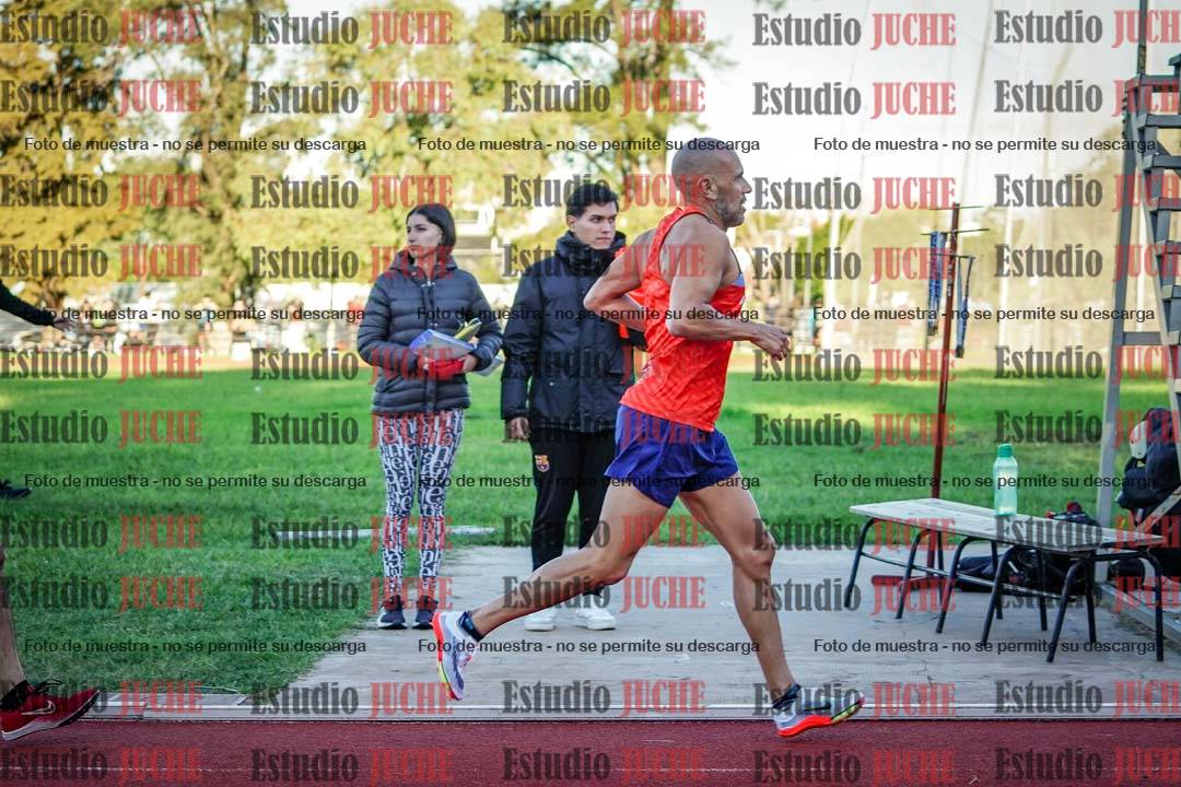 Fotos de los 1500 m llanos de varones