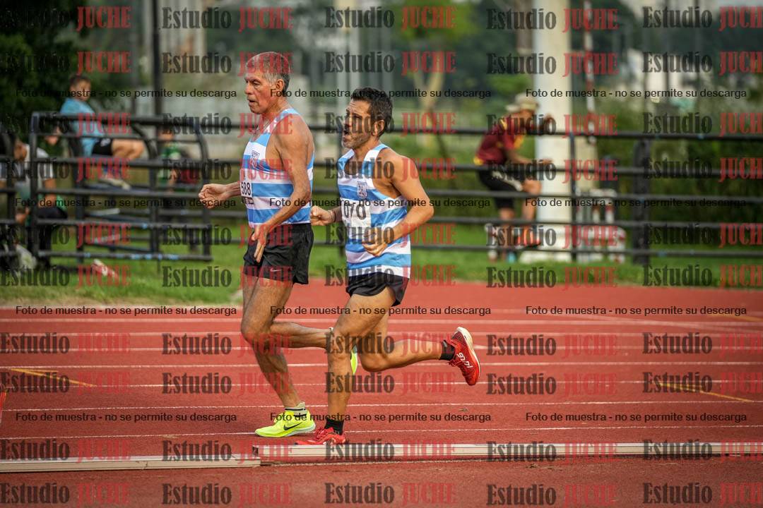 Fotos de los 3000 m llanos de varones